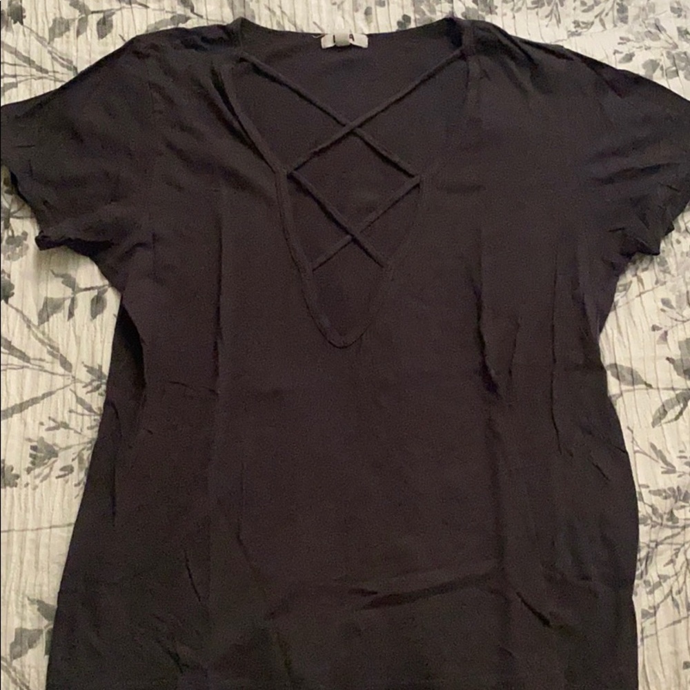 LNA Deep Neck Criss Criss Tee